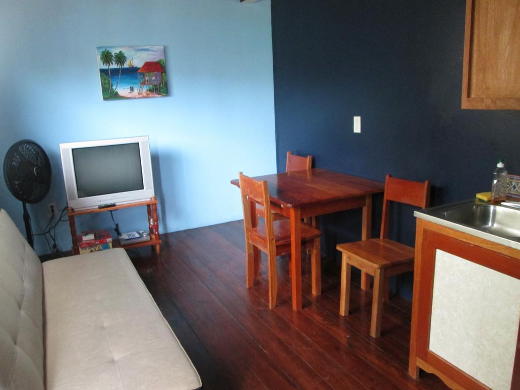 Axios Sun Apartments Caye Caulker Camera foto